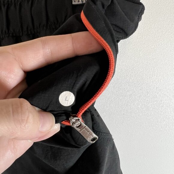 Lululemon Surge Lux Indigo 7”‎ Shorts Black Mens Size Medium Athletic Workout - Picture 3 of 5